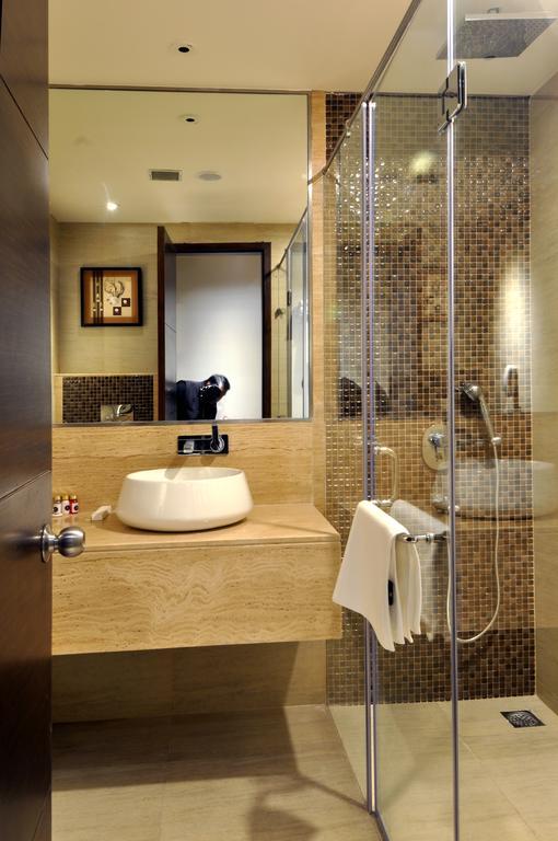 The Cove Hotel Panchkula Zimmer foto